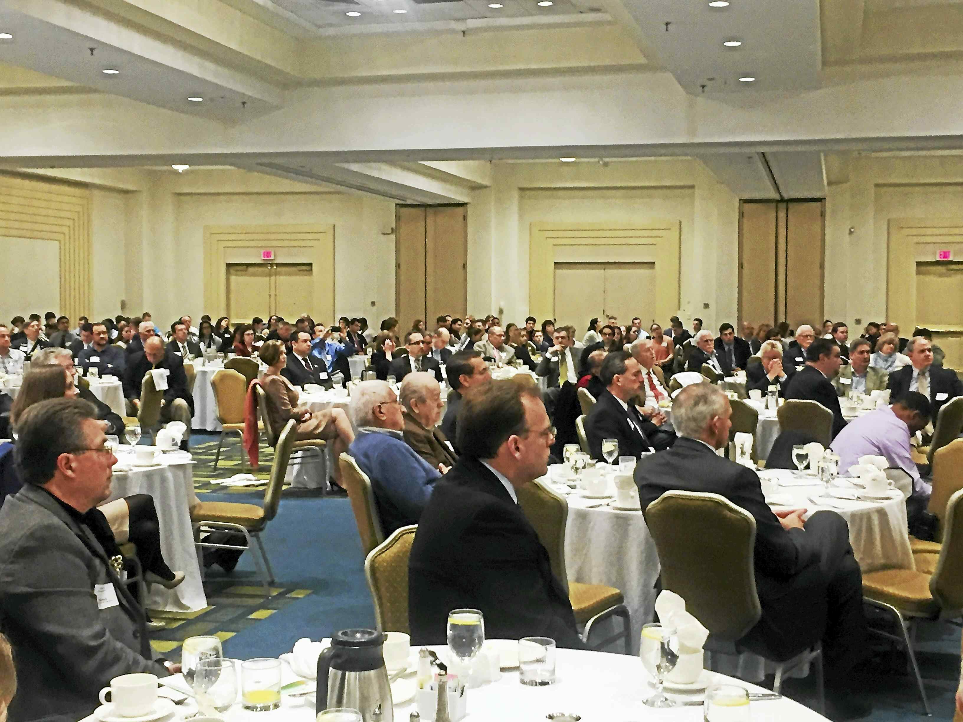 Sen. Chris Murphy touts bipartisan legislation essential to finale addiction, mental health crisis