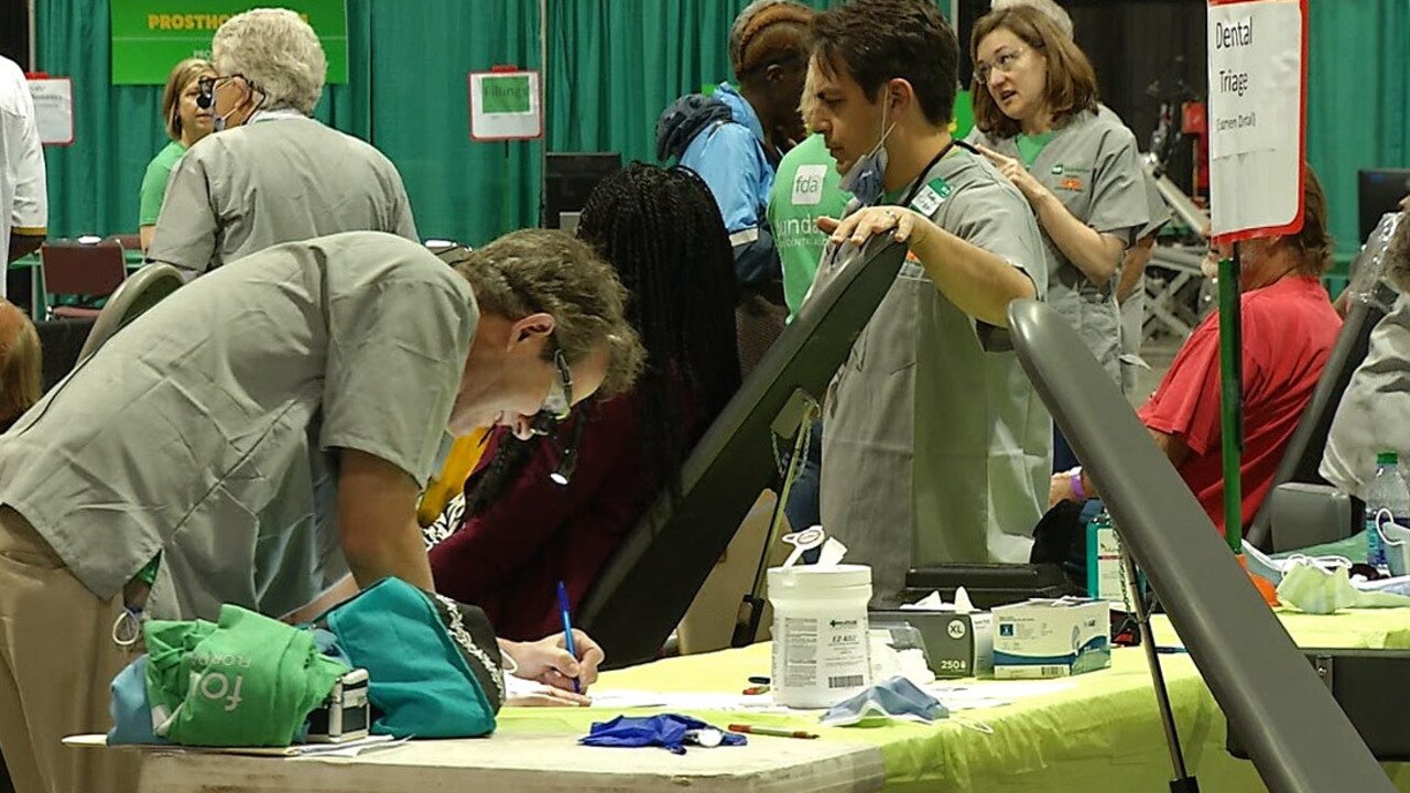 Hundreds approaching during giveaway 2-day dental clinic